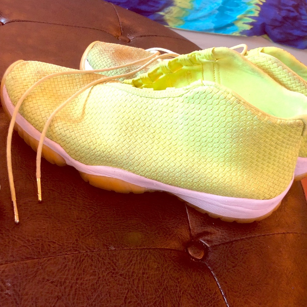 Air Jordan Future “Volt” Men’s Size 12